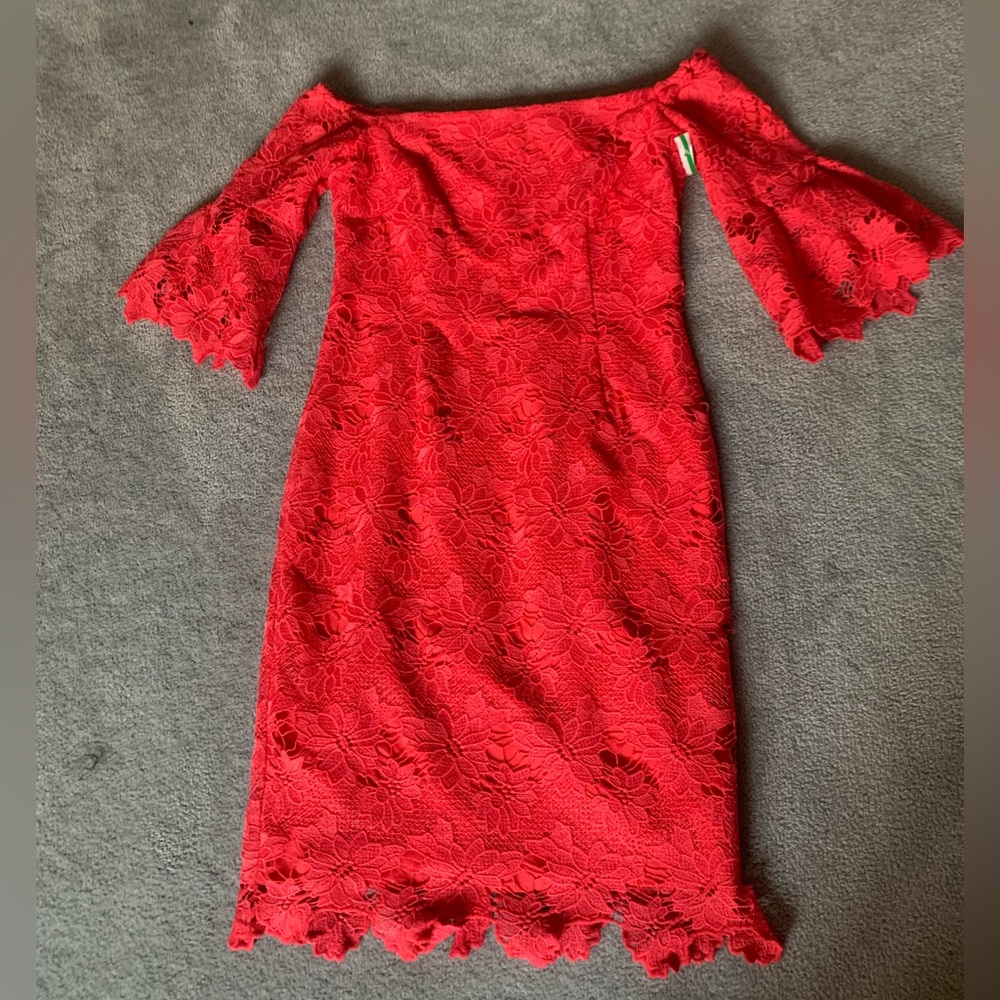 Vince Camuto Vibrant Red Garment
